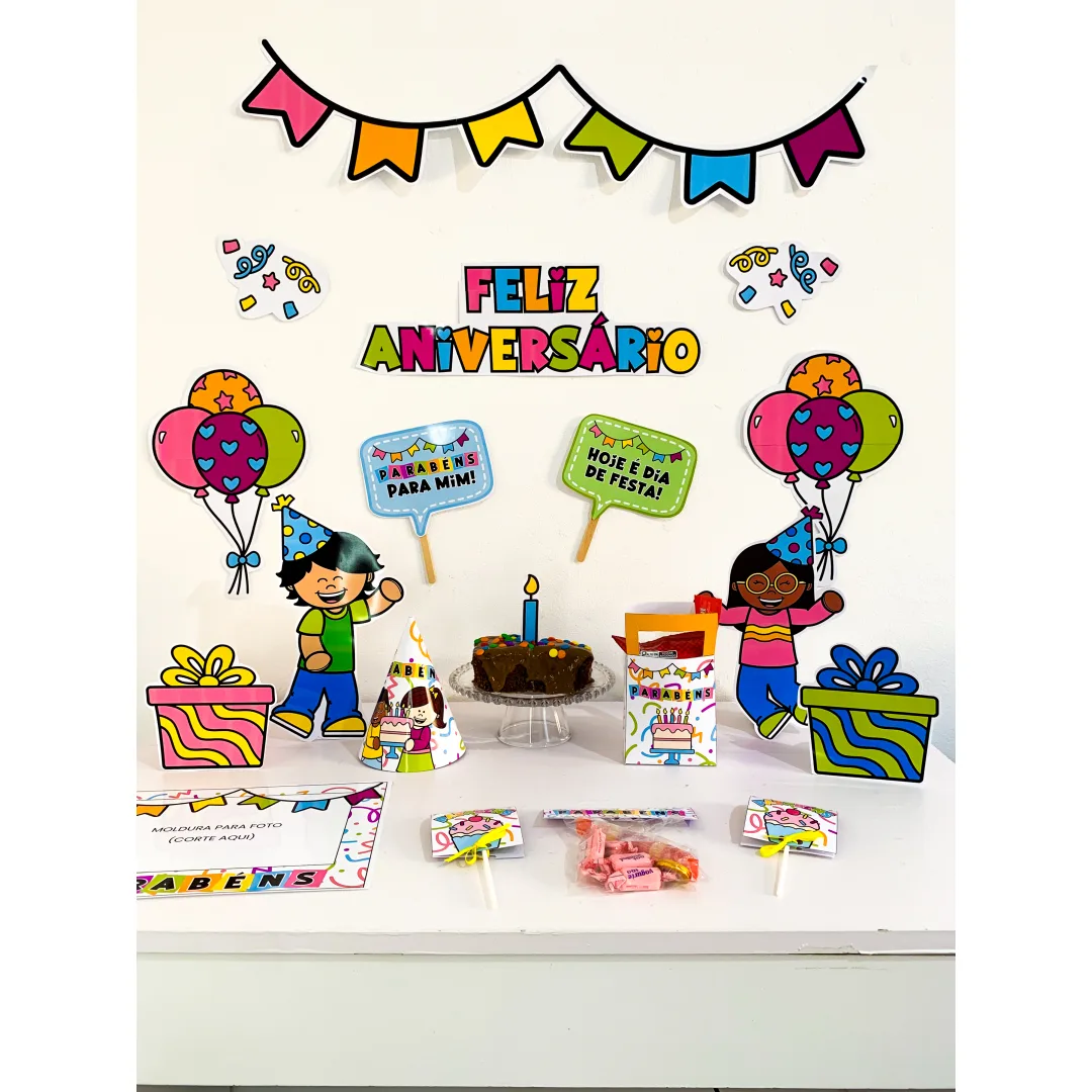 Aniversariante do Dia na Escola - Kit Lúdico com Lembrancinhas e Painel 9 Folhas