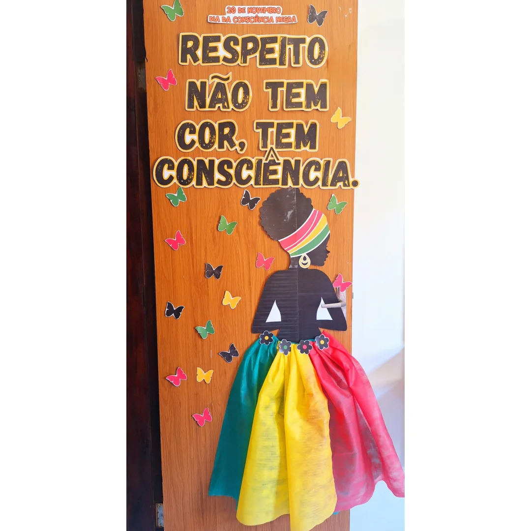 DECORAÇÃO  / PAINEL DE PORTA:  CONSCIÊNCIA NEGRA