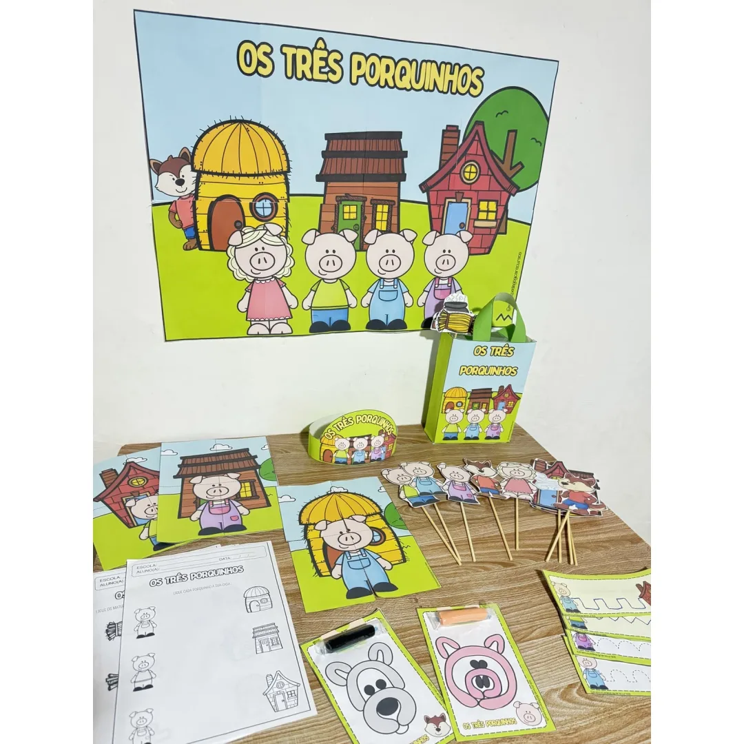 Kit História dos Três Porquinhos 