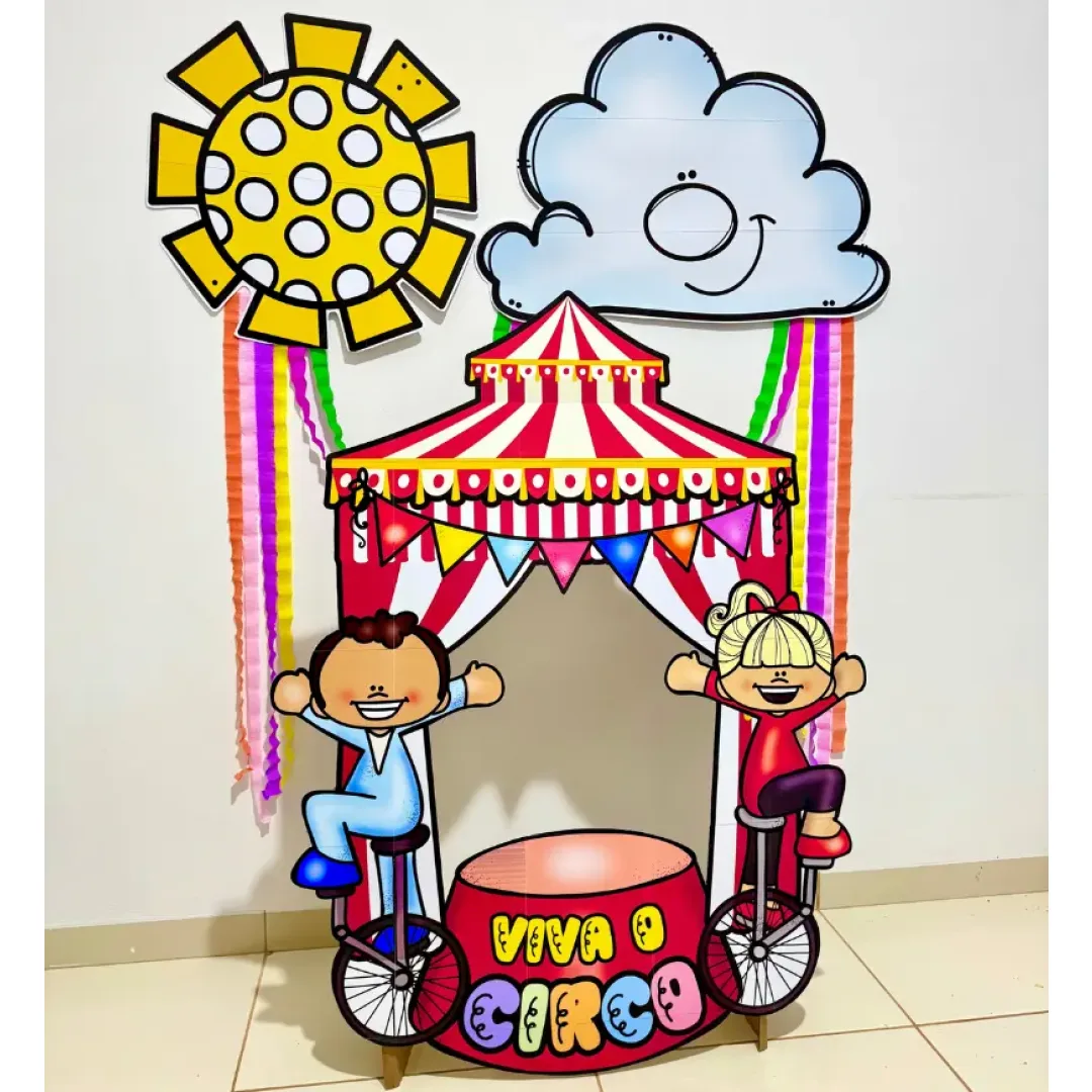 Moldura Gigante - Dia do Circo