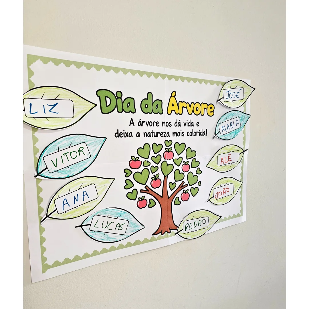 Painel Dia da Árvore Coração + Cards de lembrancinha.