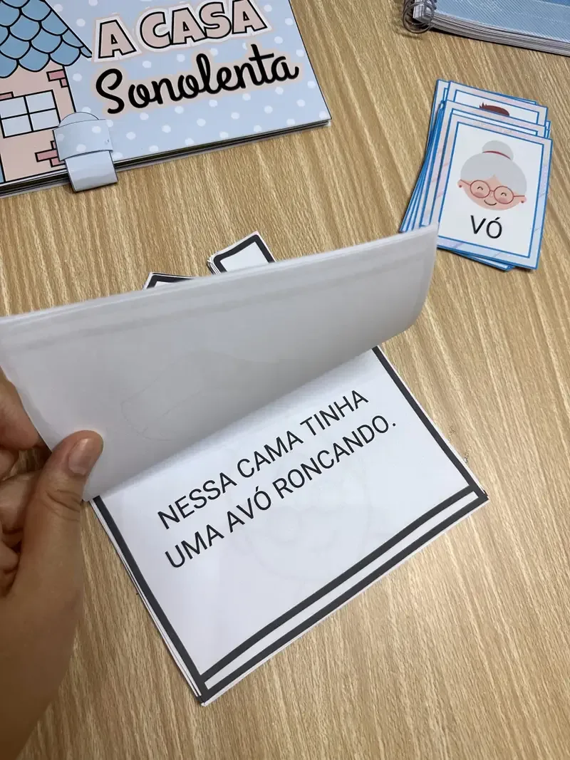 A CASA SONOLENTA  - FLIPBOOK — imagem 2