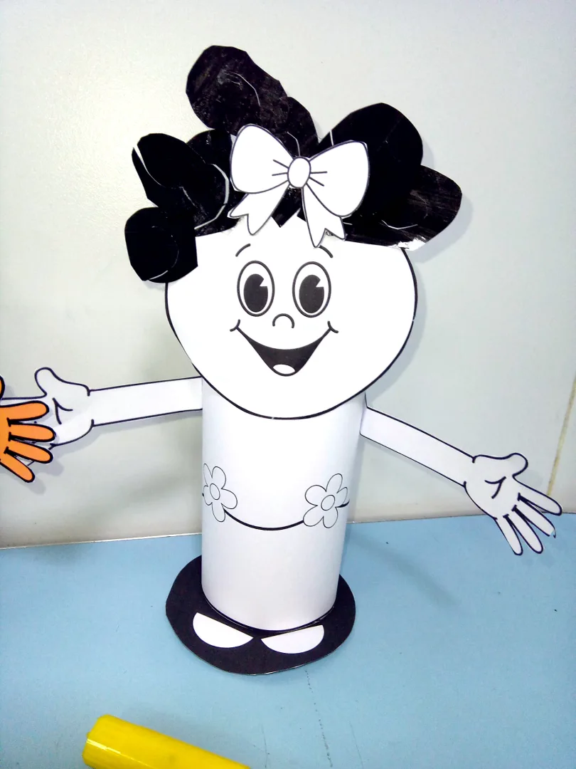 Boneca de Papel 3D para Educação Infantil e Ensino Fundamental — imagem 3