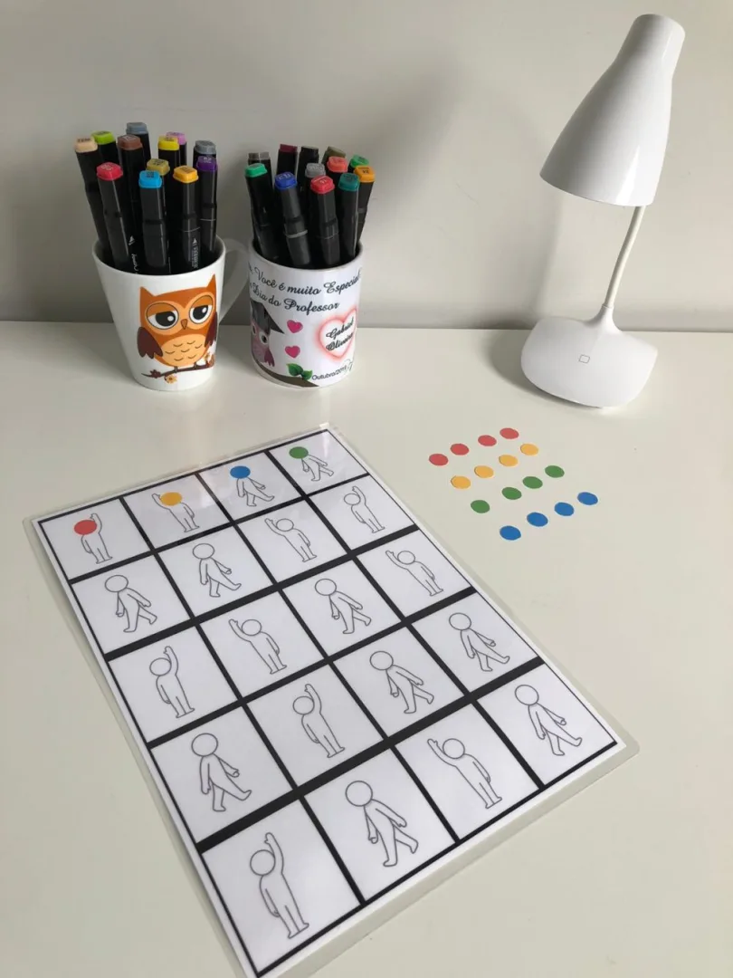 Cabeça no Lugar Atividade de Percepção e Atenção — Pronto para Imprimir — imagem 2