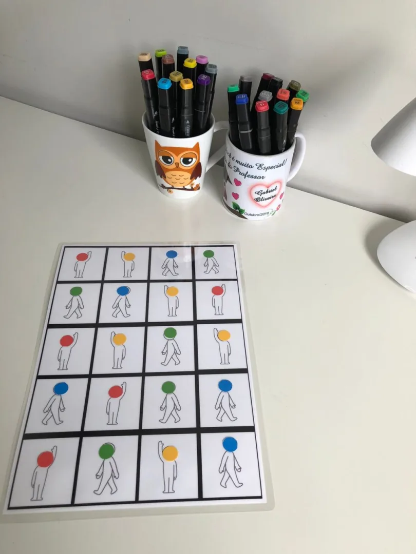 Cabeça no Lugar Atividade de Percepção e Atenção — Pronto para Imprimir — imagem 3