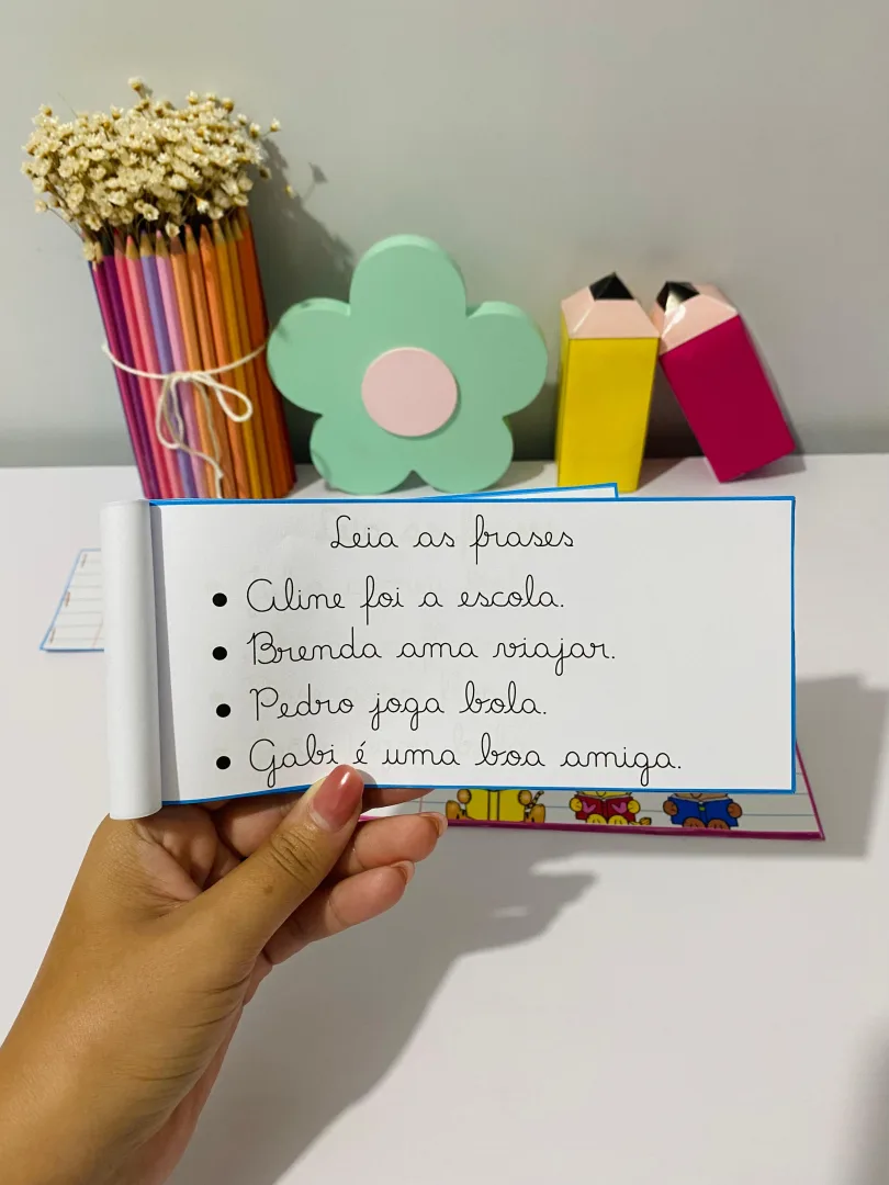 Carnê da Leitura — 26 Textos em Letra Cursiva para Alfabetização em PDF — imagem 3