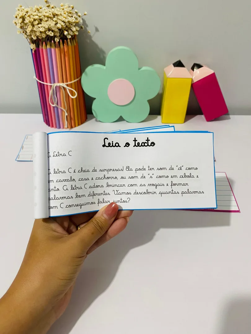 Carnê da Leitura — 26 Textos em Letra Cursiva para Alfabetização em PDF — imagem 4