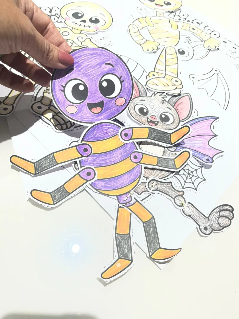 Coleção Monstrinhos Articulados: Atividades de Halloween para Colorir, Recortar, Montar e Brincar! em PDF — imagem 2