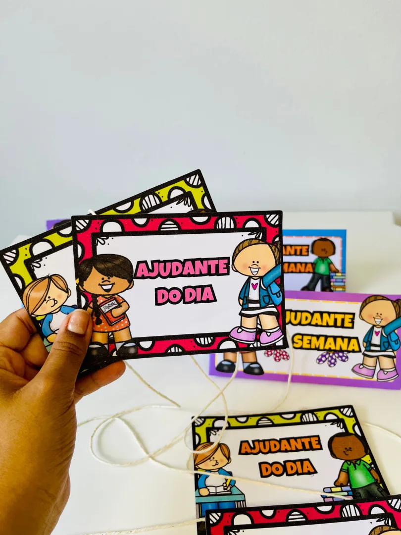 Crachás Ajudante do Dia e da Semana - Educação Infantil - PDF — imagem 3