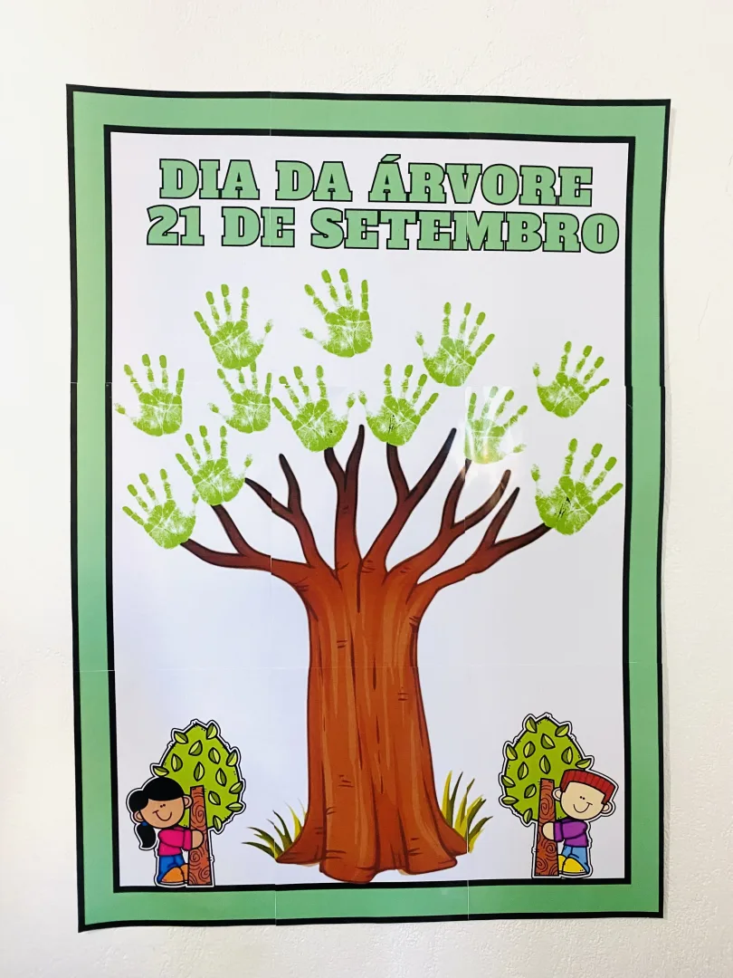 🌈Dia da Árvore: Painel Interativo!*   💰7,00  Chame os alunos para uma atividade super divertida! Eles vão usar as mãoz — imagem 2
