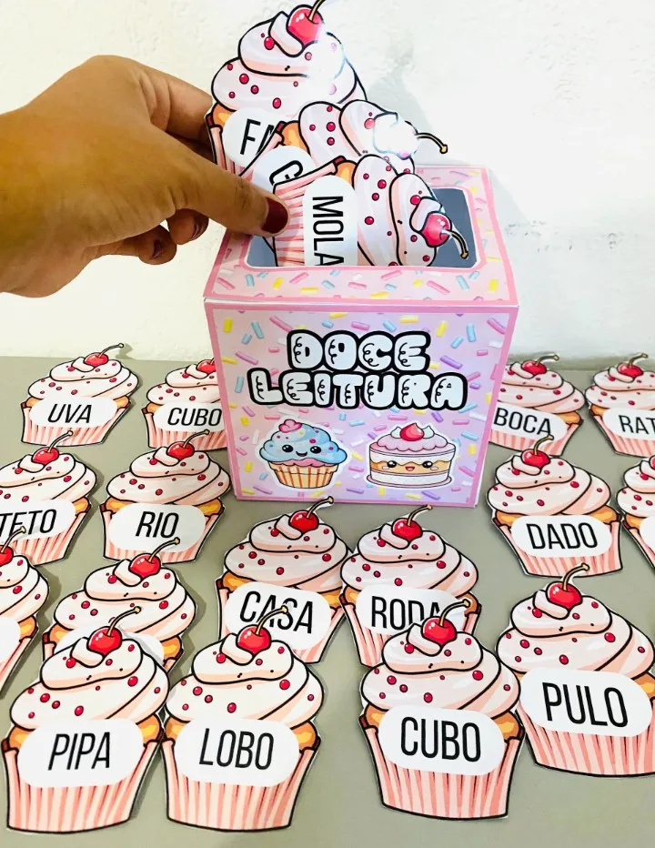 Dinâmica Caixa Doce Leitura! - Alfabetização para Educação Infantil e 1º e 2º Ano - PDF com 26 Fichas — imagem 2