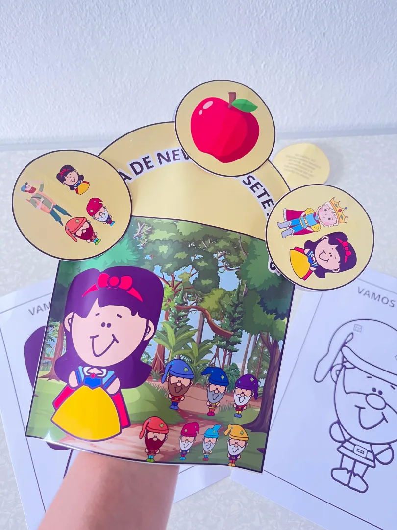 História na luva Branca de Neve 🌟 — imagem 4