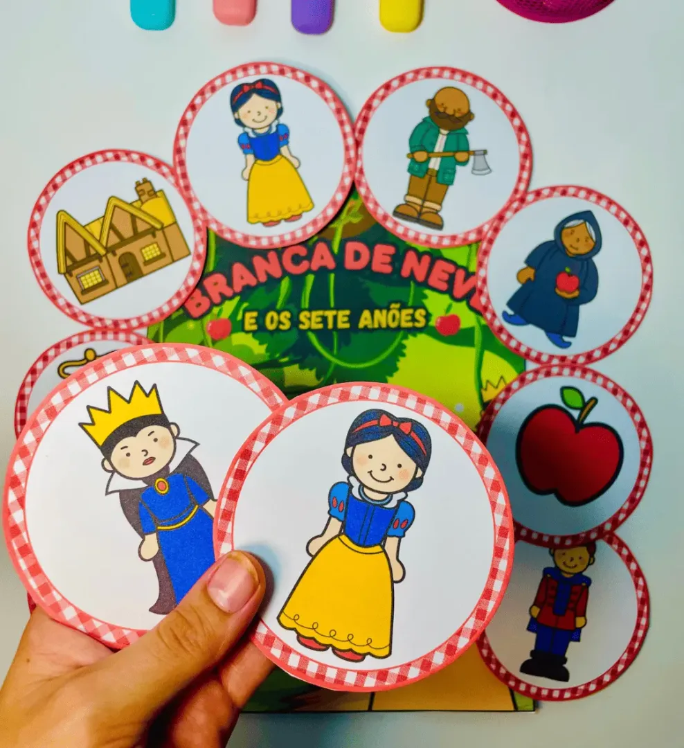 Historia na Luva - Branca de Neve e os Sete Anões — imagem 3
