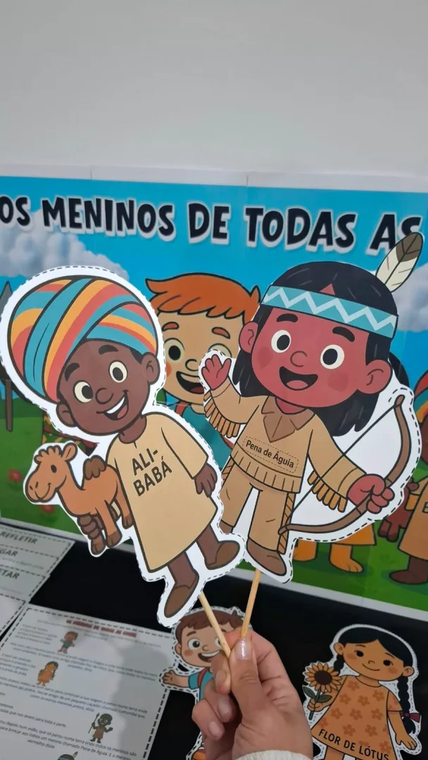 🧡 KIT HISTÓRIA EM FANTOCHES: "OS MENINOS DE TODAS AS CORES" | PAINEL + ATIVIDADES 🧡 — imagem 5