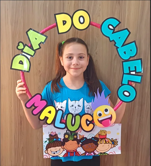 MOLDURA / BAMBOLÊ DIA DO CABELO MALUCO 🤪 — imagem 3