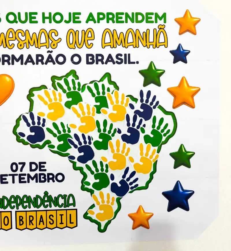 Painel Coletivo Independência do Brasil com Carimbo de Mãos — imagem 3