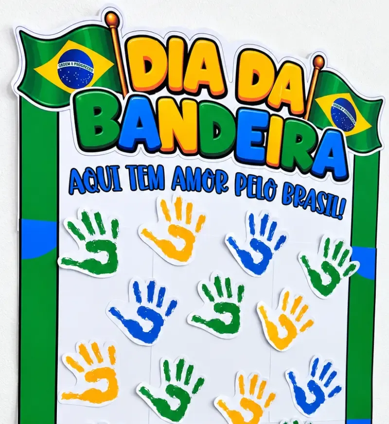 Painel Coletivo Dia da Bandeira com Carimbo de Mãos — imagem 4