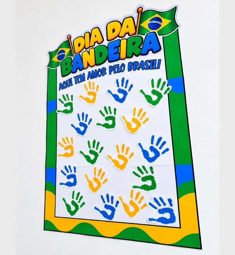 Painel Coletivo Dia da Bandeira com Carimbo de Mãos — imagem 5