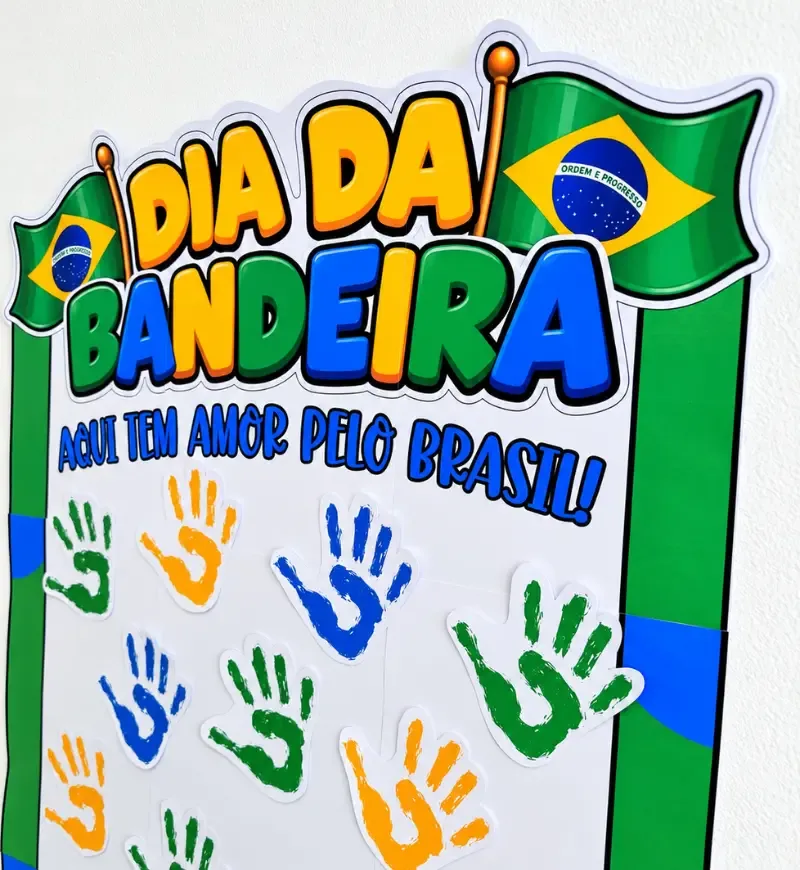 Painel Coletivo Dia da Bandeira com Carimbo de Mãos — imagem 6