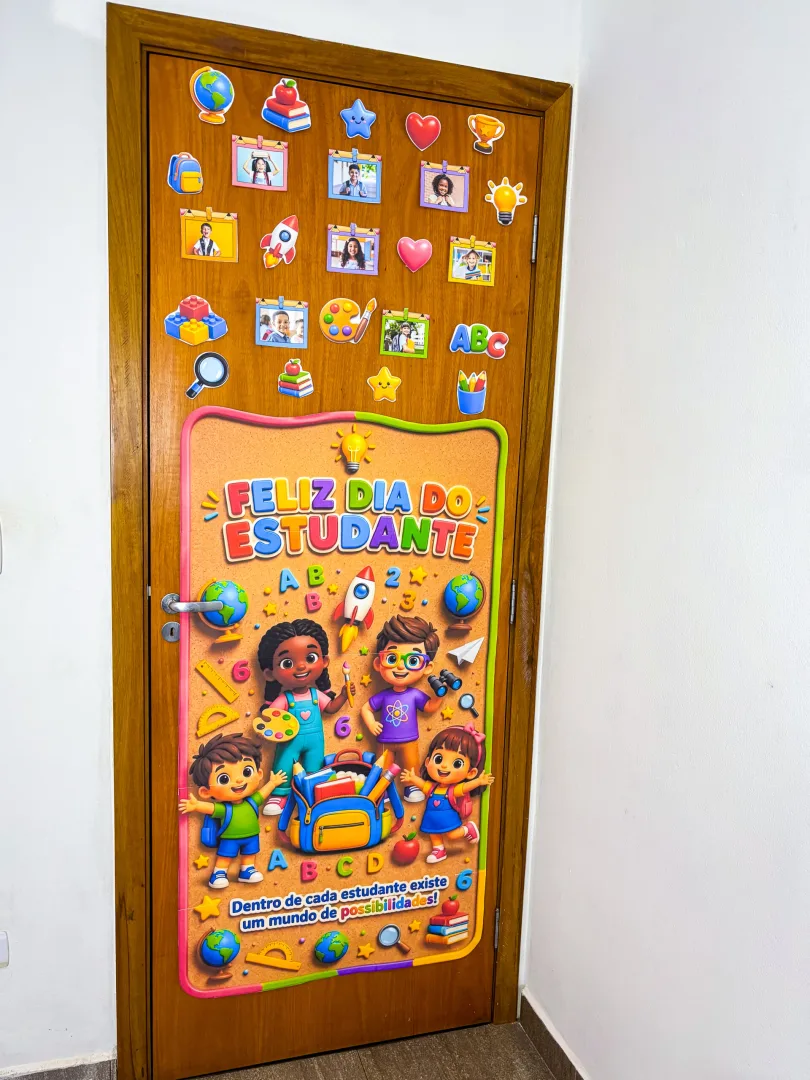 PAINEL DE PORTA/  DIA DO ESTUDANTE — imagem 3