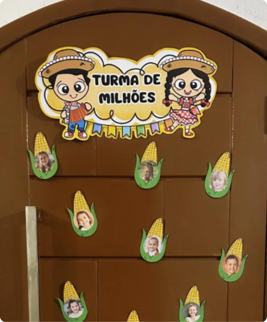 PAINEL DE PORTA TURMA DE MILHÕES — imagem 2