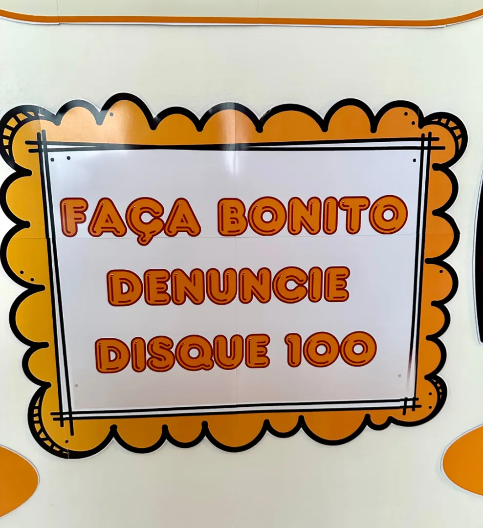 Painel Maio Laranja — imagem 4